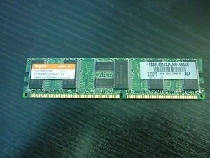 HYNIX 256MB PC-2100R ECC DDR-266 MEMORY